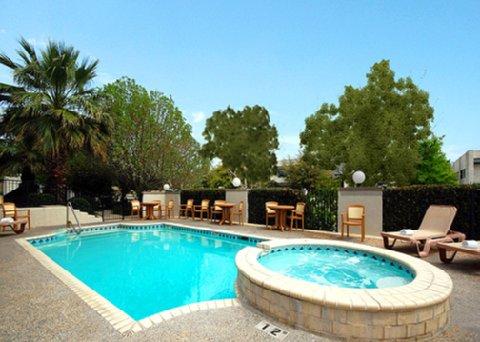 Comfort Airport North 3*