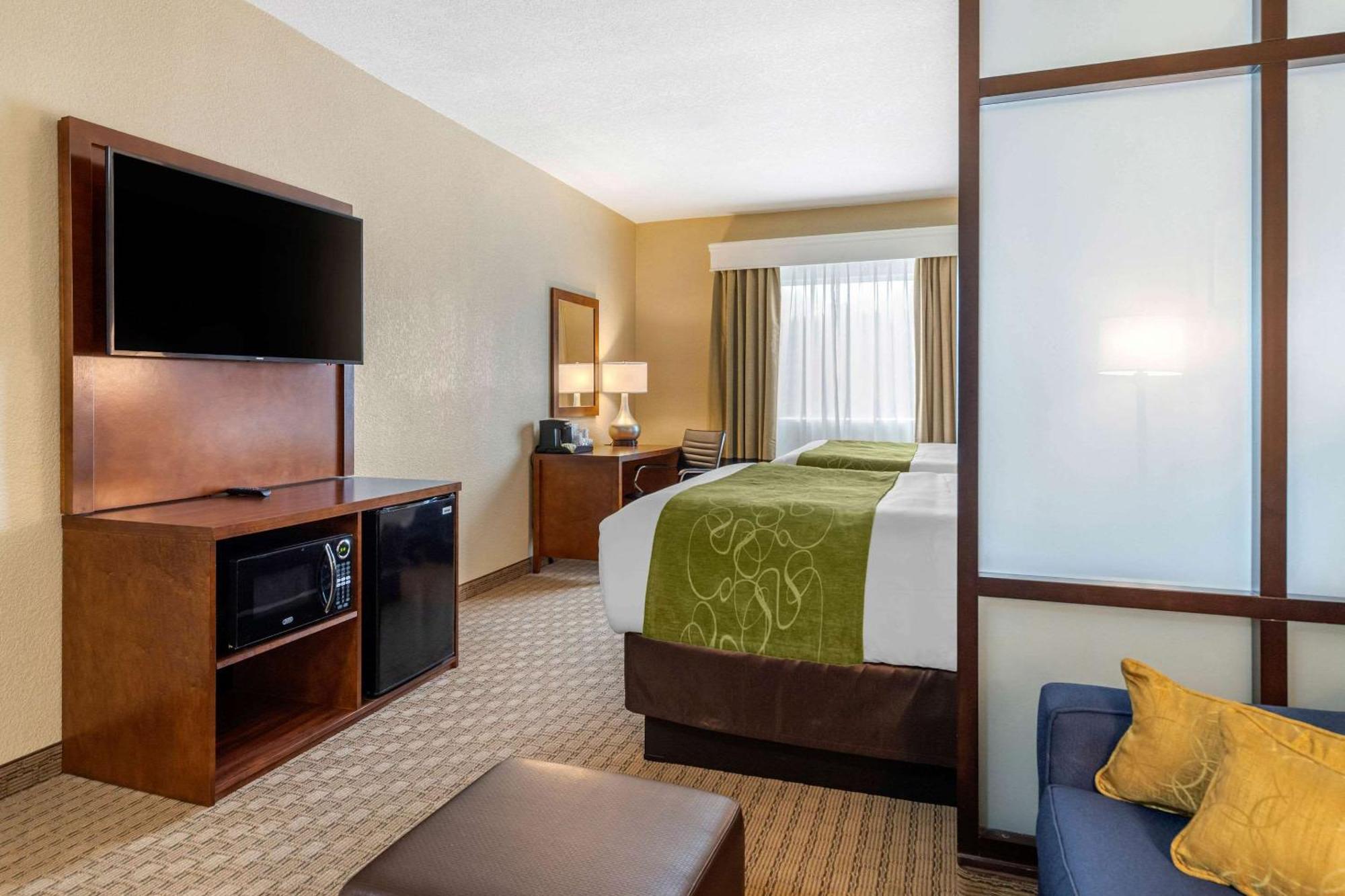 Comfort Airport North Hotel San Antonio